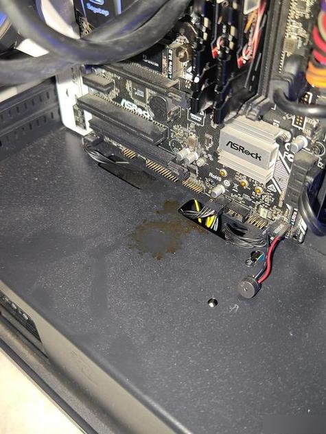 cpu水冷散热器 漏水