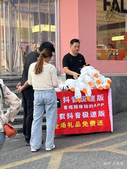 微博涨粉自助购买平台，快手抖音拉新业务