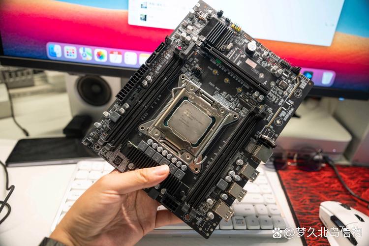 X99主板适合搭配哪些CPU呢？
