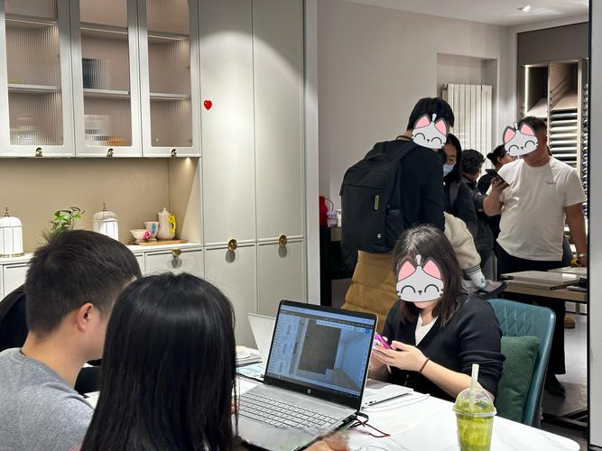 网站建设工作，到底要不要经常加班呢？
