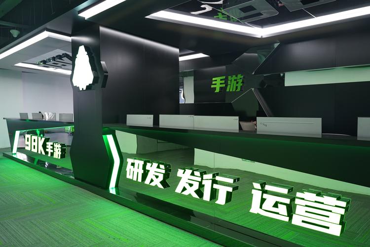 从酷站本身角度，- 网络公司酷站有何独特之处？，- 网络公司酷站凭何吸引众人？，- 网络公司酷站优势究竟在哪？，从用户体验角度，- 网络公司酷站体验是否良好？，- 网络公司酷站功能实用否？，- 网络公司酷站交互是否便捷？，从行业竞争角度，- 网络公司酷站在竞争中靠啥？，- 网络公司酷站如何脱颖而出？，- 网络公司酷站竞争力强不强？