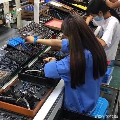 进厂工作为何均需掌握简单电脑操作技能呢？
