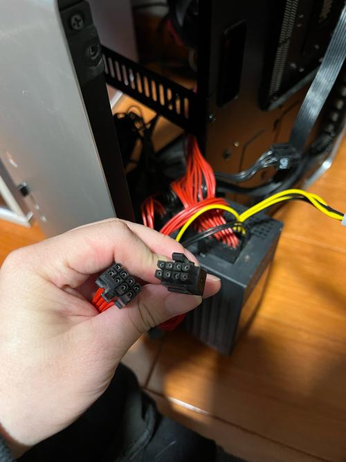 CPU8pin供电功率究竟能达到多大功率呢？，CPU8pin供电功率具体是多少瓦特呀？