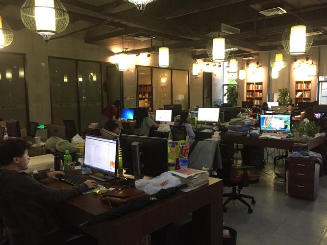 右一网络科技有限公司