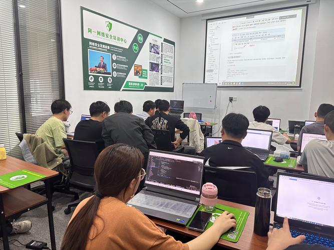 武汉第一大网络公司