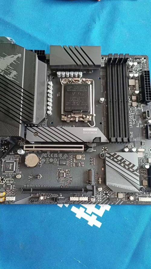 技嘉a78 cpu风扇电源线