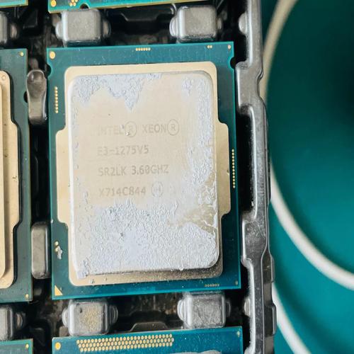 e31200 v5 cpu 1600元