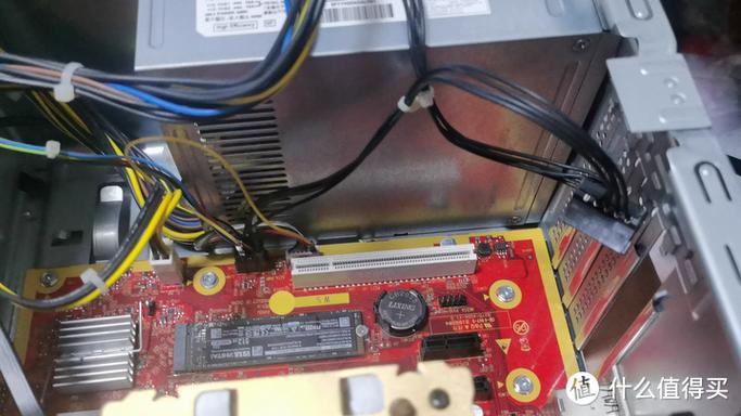 电脑主板发热cpu上的风扇噪音大