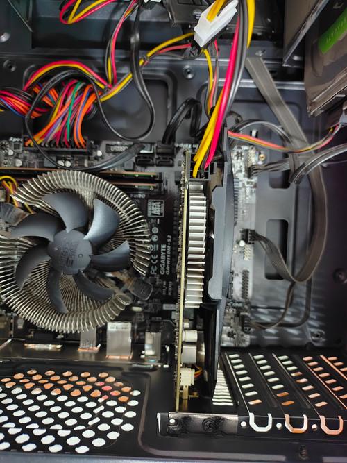 gtx750ti配什么cpu和主板