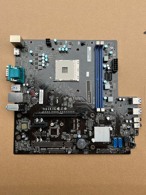 ddr4主板 用什么插槽的CPU