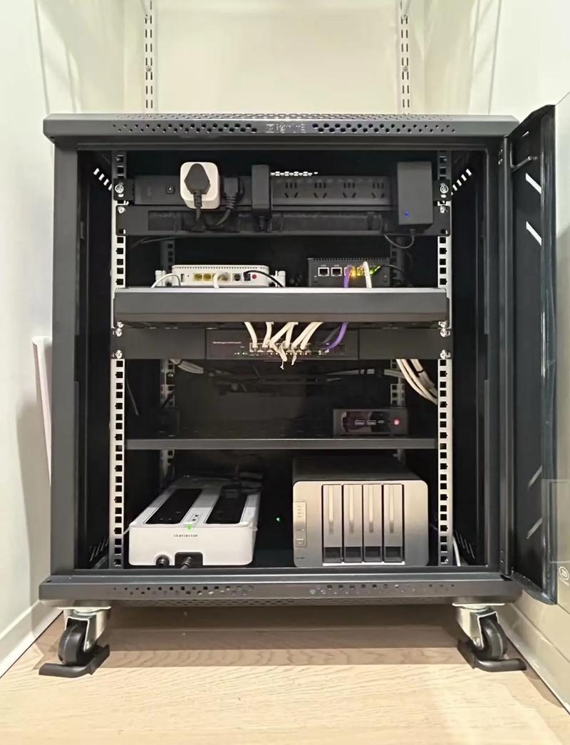 网络服务器能更换吗