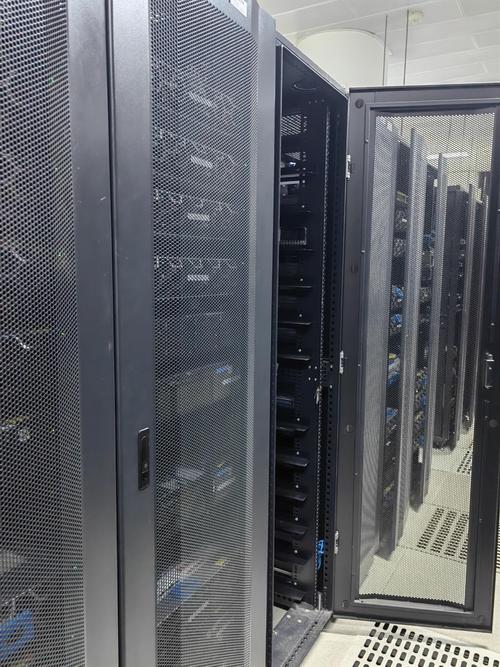 网站建设要托管服务器