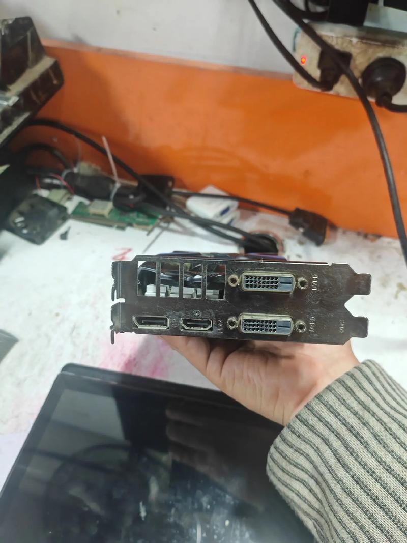 1050ti用什么cpu吃鸡