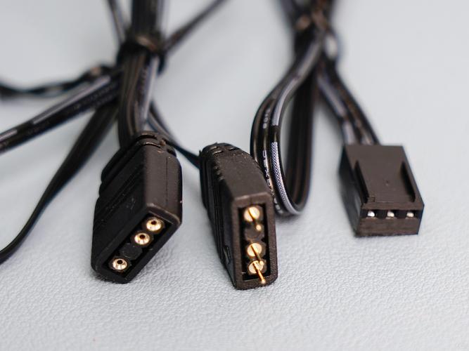 cpu水冷接什么接口