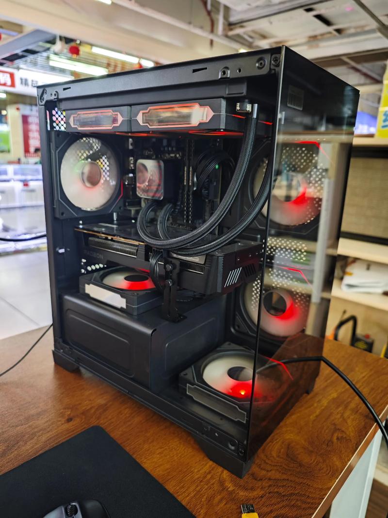 cpu向机箱前面吹