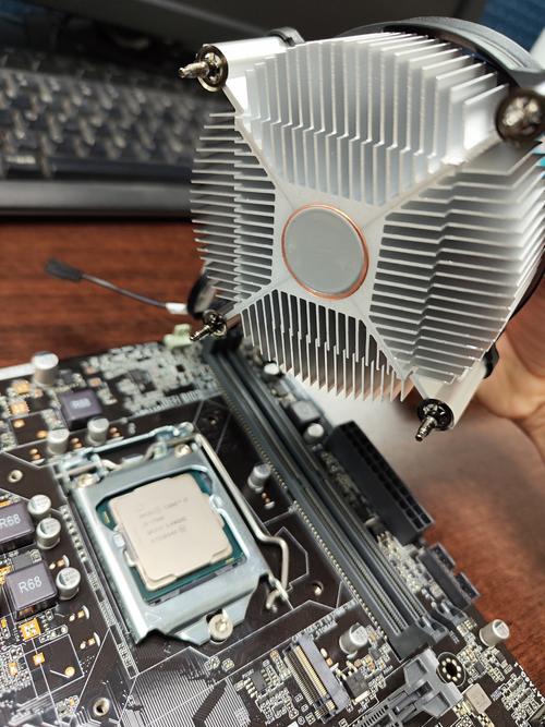 217年新款CPU，性能与散热的完美结合