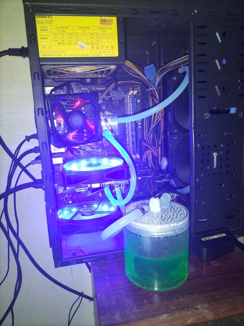 CPU水冷散热器需要加水吗？