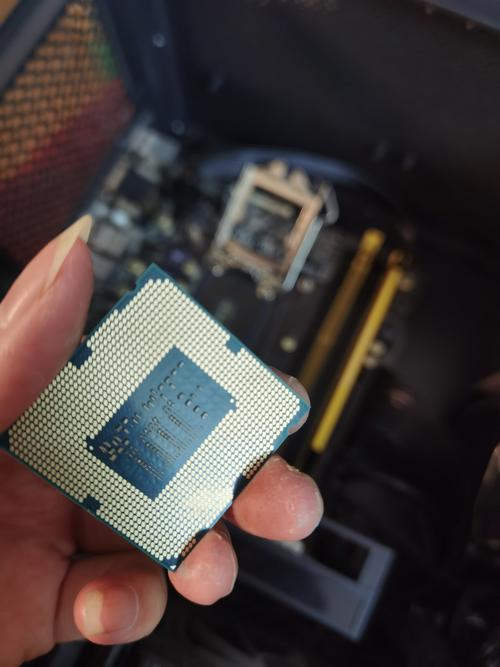 CPU E3 124 V3，性能与用户体验的完美平衡