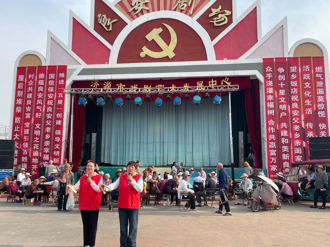 济源官网营销总部，让你的公司站上互联网的舞台！