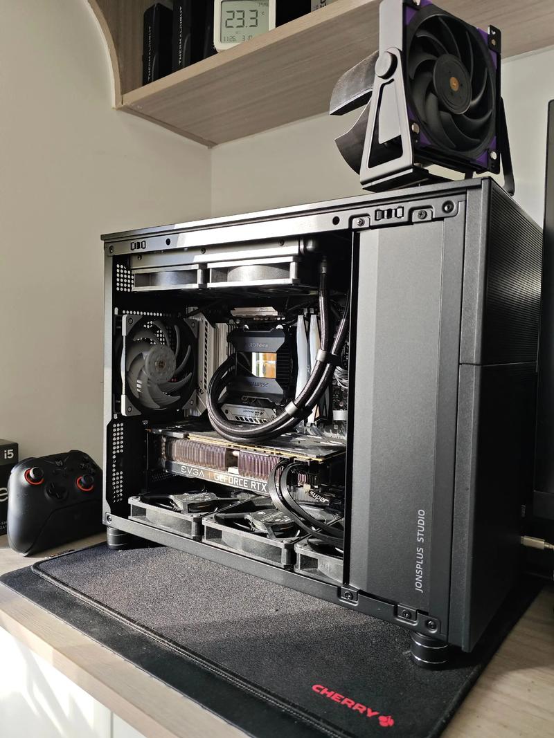 CPU散热器，水冷与风冷的对比分析