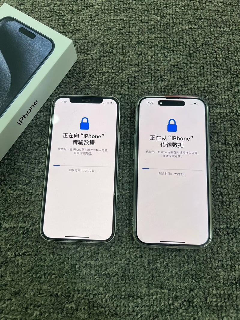 苹果3代手机是否能刷抖音？这个问题看似简单，实则需要仔细思考。首先，我需要了解苹果3代手机的基本配置，以及抖音的最新版本，以确保两者能够无缝衔接