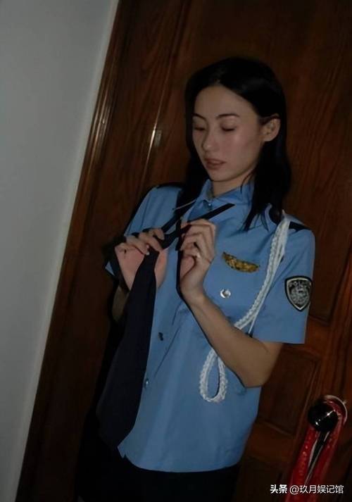 张柏芝电脑维修员照片哪里可以免费下