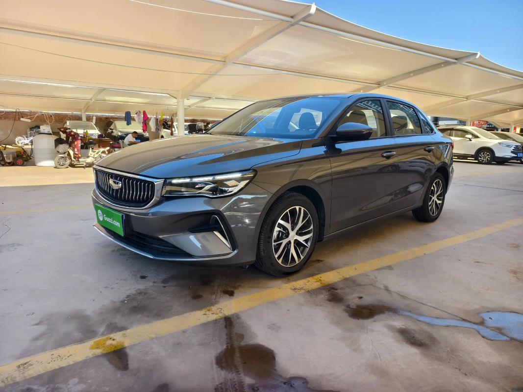 吉利帝豪第四代，刷抖音、进QQ群，你的智能出行新选择