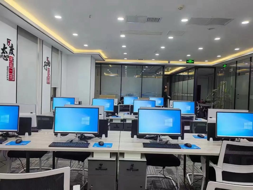 让办公室高效运转的租赁新选择，办公室电脑租赁平台的全解析