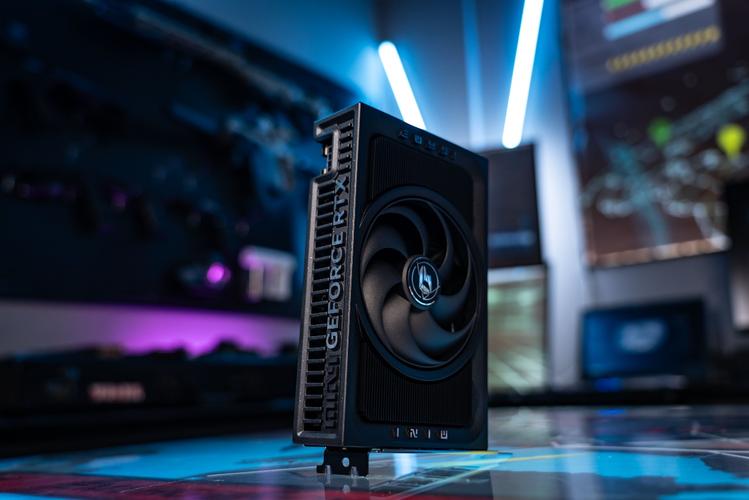 七彩虹电脑，价格低性能高，让科技更贴近生活