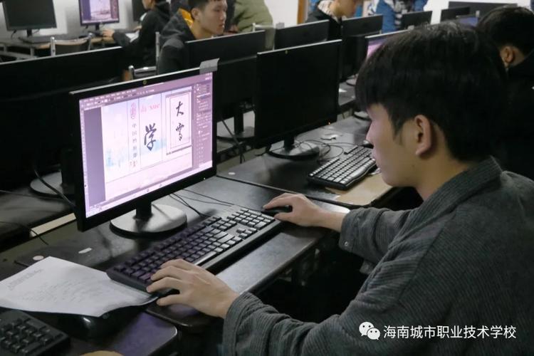 武汉电脑学校,专业技能的摇篮,未来发展的摇篮