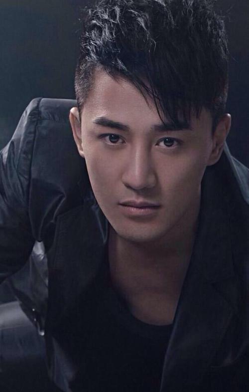 林峰医生,疫情中的坚守与希望