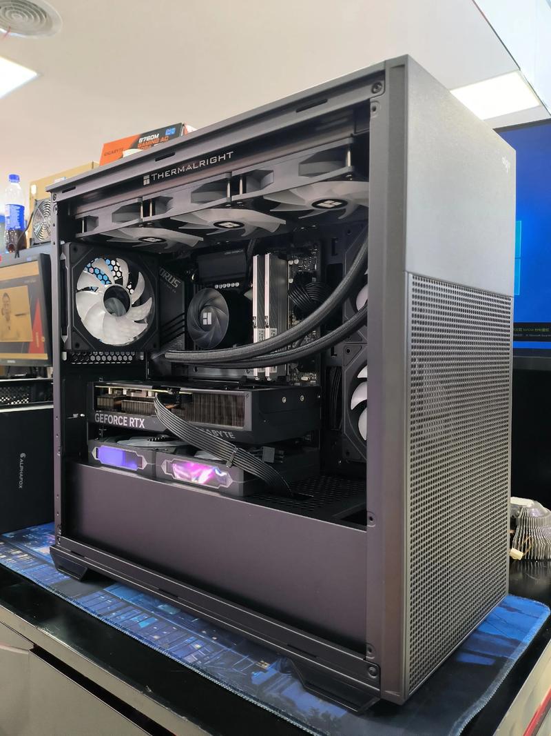 制作CF专业电脑配置的全解析