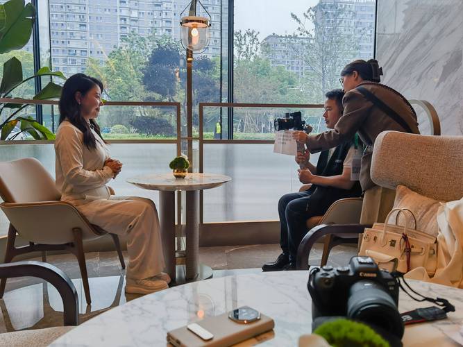 高兴秒真人与KOL+KSS双击，如何在短视频市场脱颖而出？