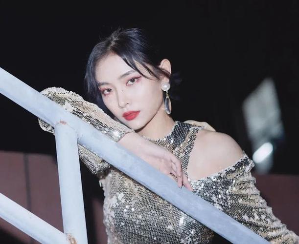 如何打造潮 diss风格服饰手机网站,轻松提升品牌曝光度