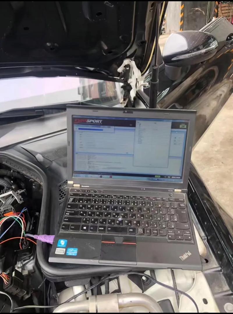 平板电脑手写笔与汽车维修，技术与工具的完美结合