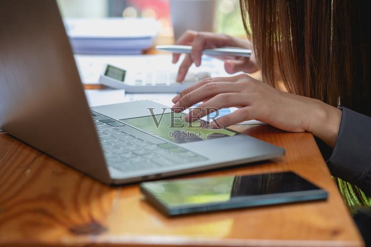 电脑利润,购买DVD播放器的必胜指南