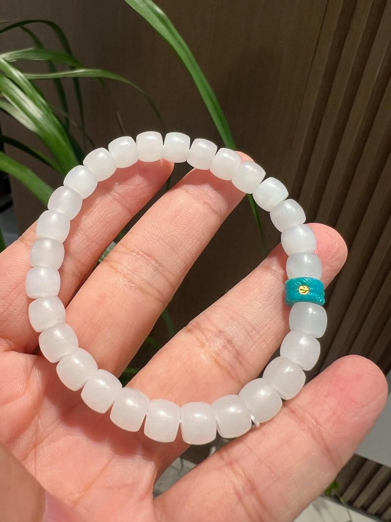 白玉-containing珠宝，从设计到制作的全攻略