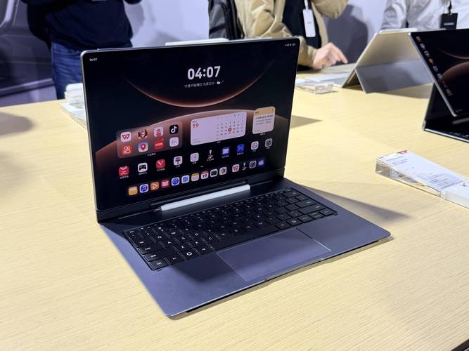 平板电脑一体机与ipad2的完美组合