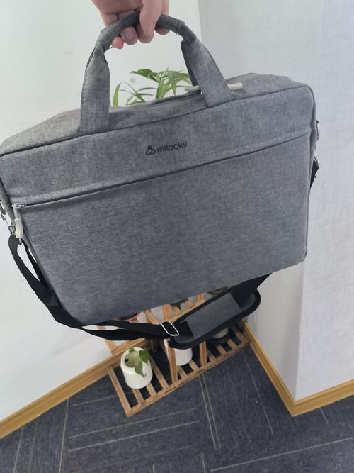 15.6寸笔记本电脑包的全解析，让 fax更高效