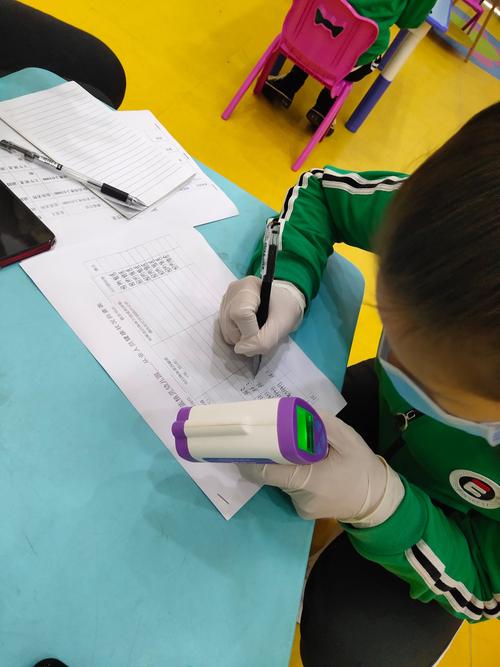 新盈港最新疫情最新消息，你知其然，你懂其然