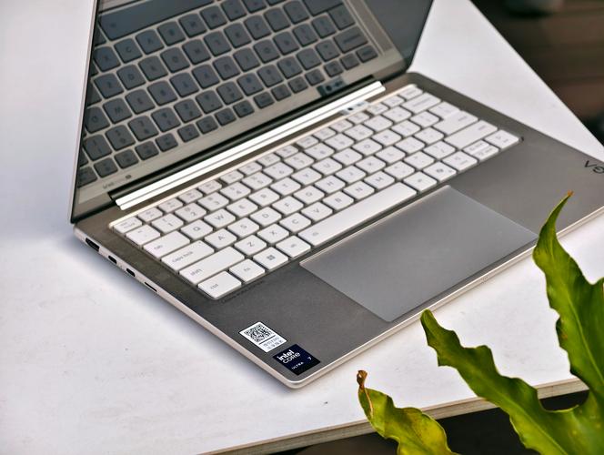 让电脑充满活力，开启新体验