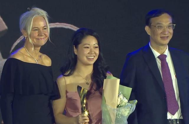 张安科技,互联网行业中的新星