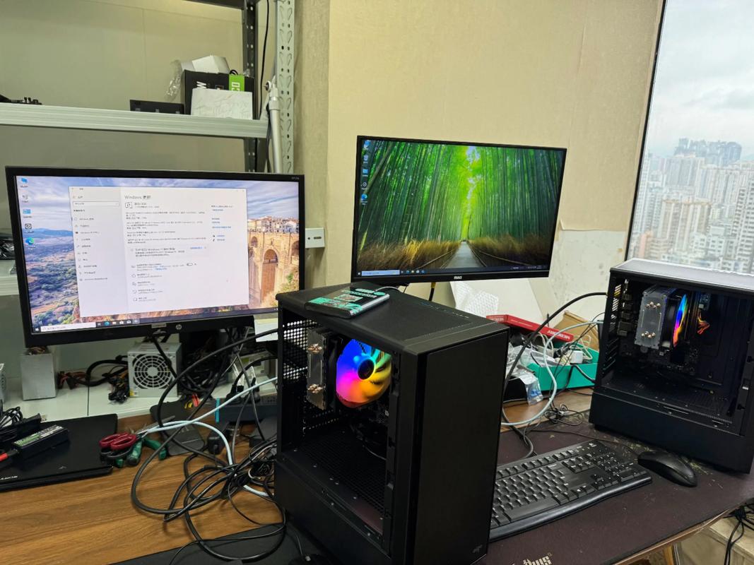 配置3多台电脑，开启高效与舒适