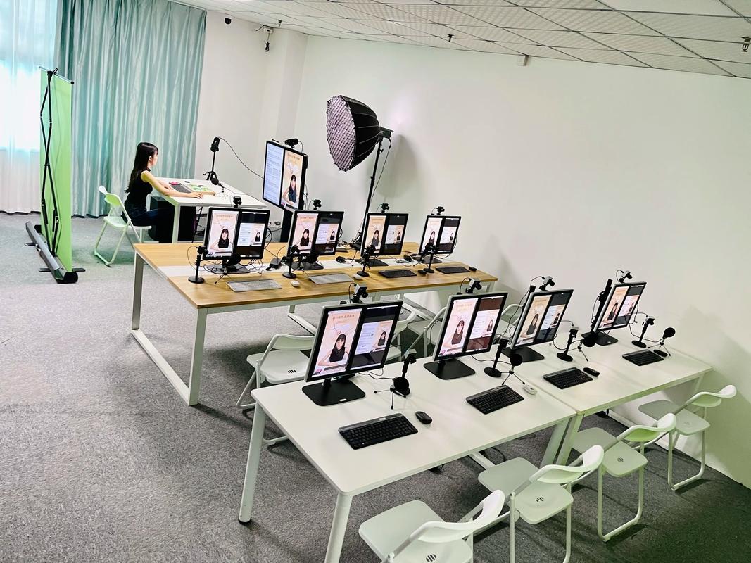 广州电脑培训，手机摄像头当电脑摄像头