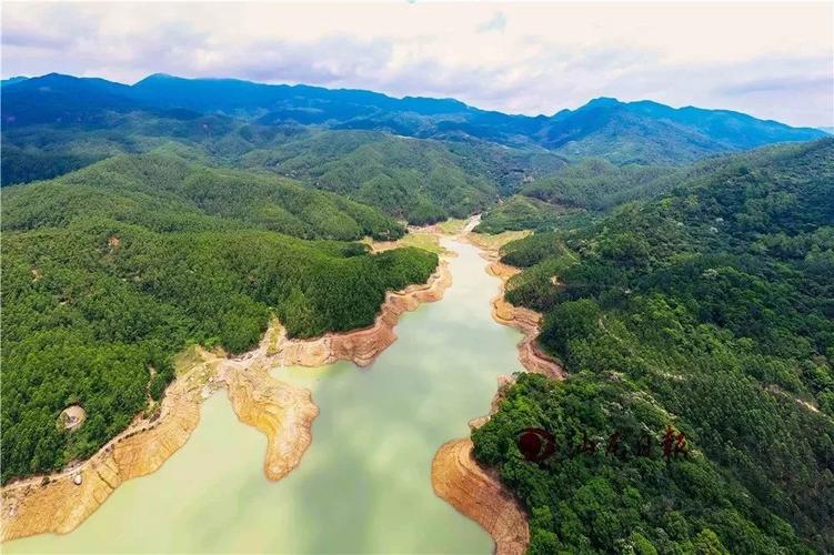 汕尾网站建设设计,让emic成为城市的传奇