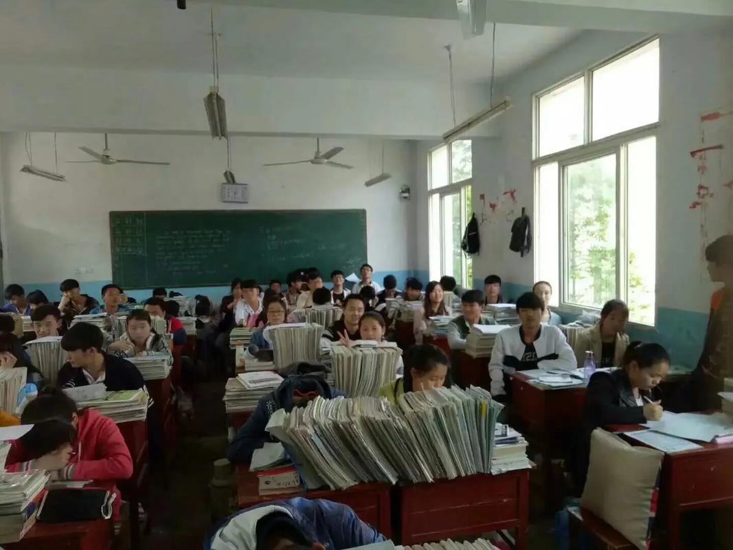 新学期开始，南召中学全体师生都提前调整状态！
