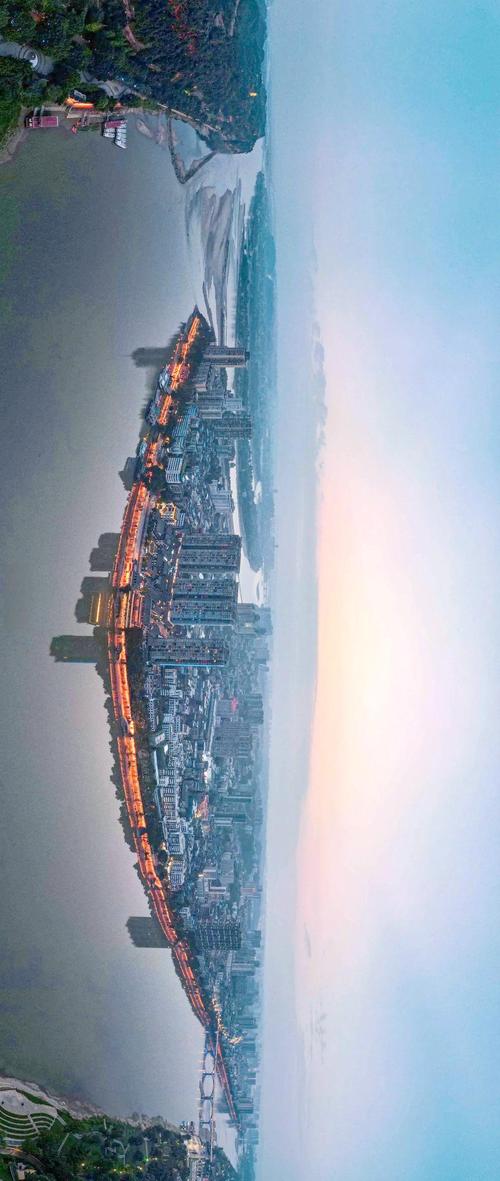专业建设,助力乐山发展