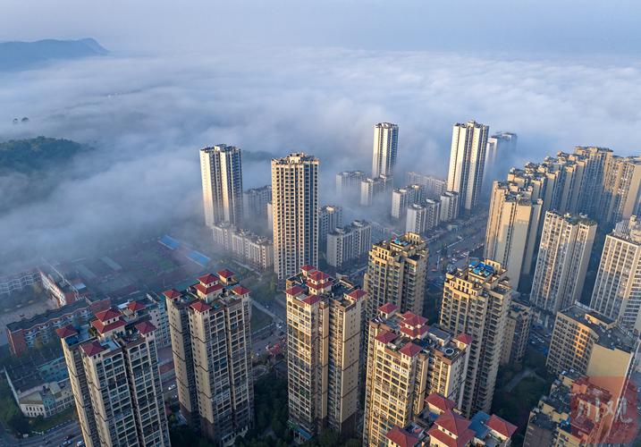 下起疫情之雨,宜宾机场迎战