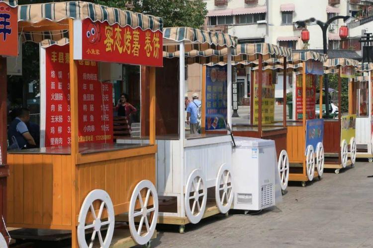 阜阳疫情防控重点来了,夜市里你也能体验疫情防控的风采!