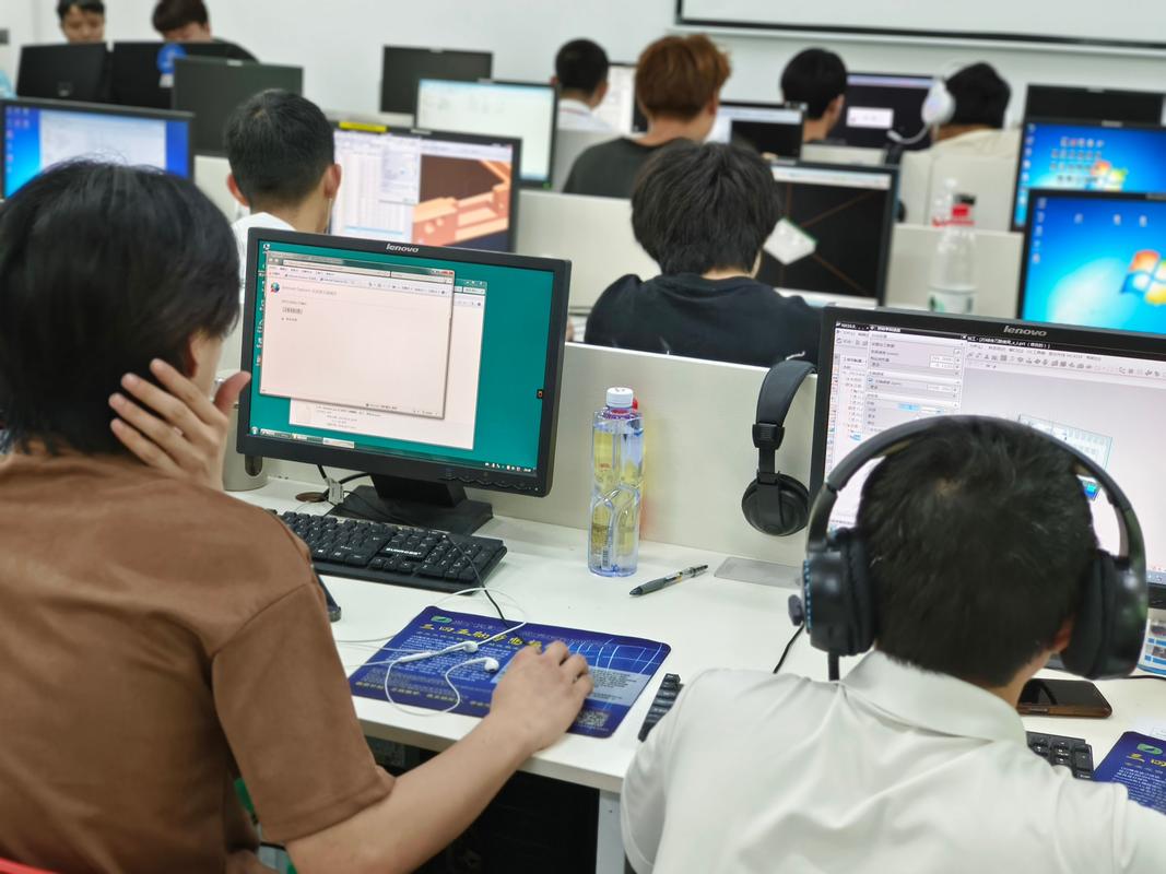 深圳 crawling技术与网站优化培训